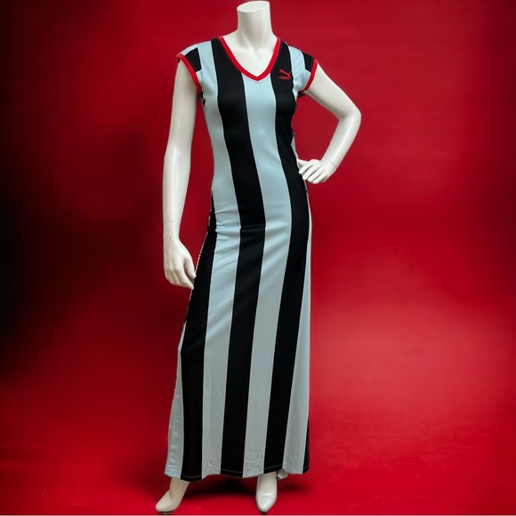 [XS] PUMA Maxi Dress - Picture 8 of 13